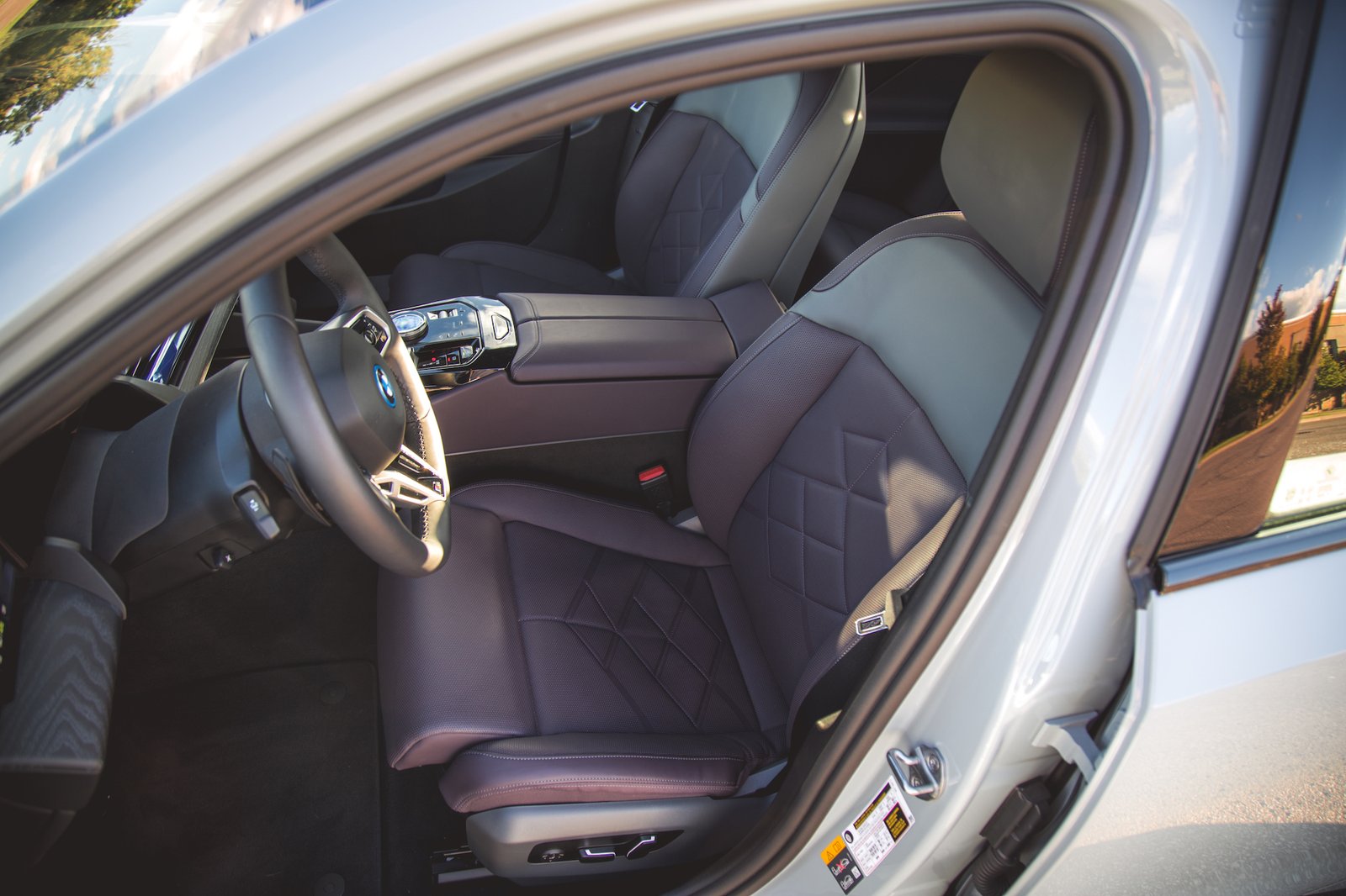 BMW i5