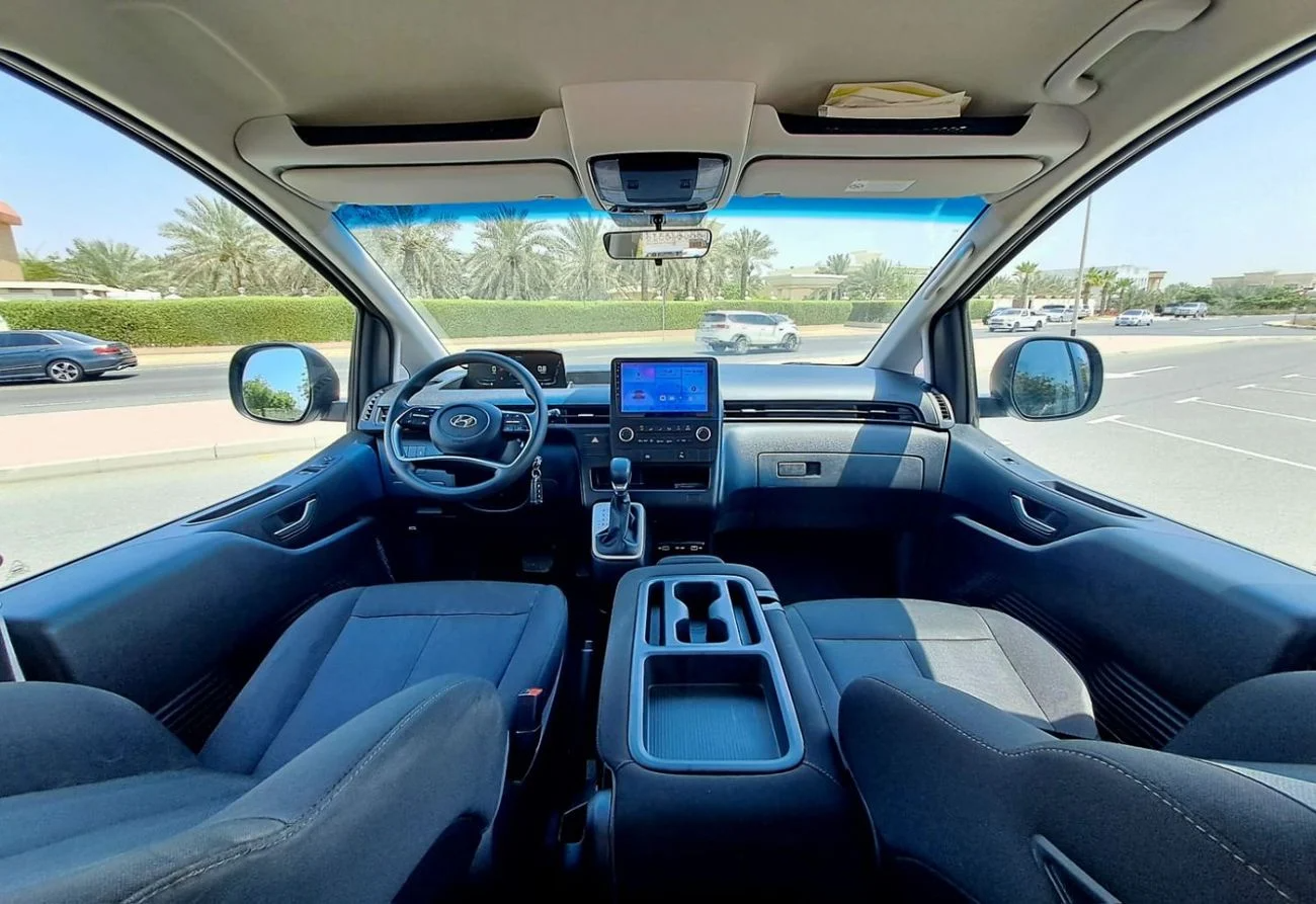 Hyundai Staria