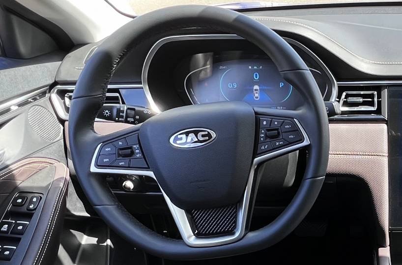JAC J7