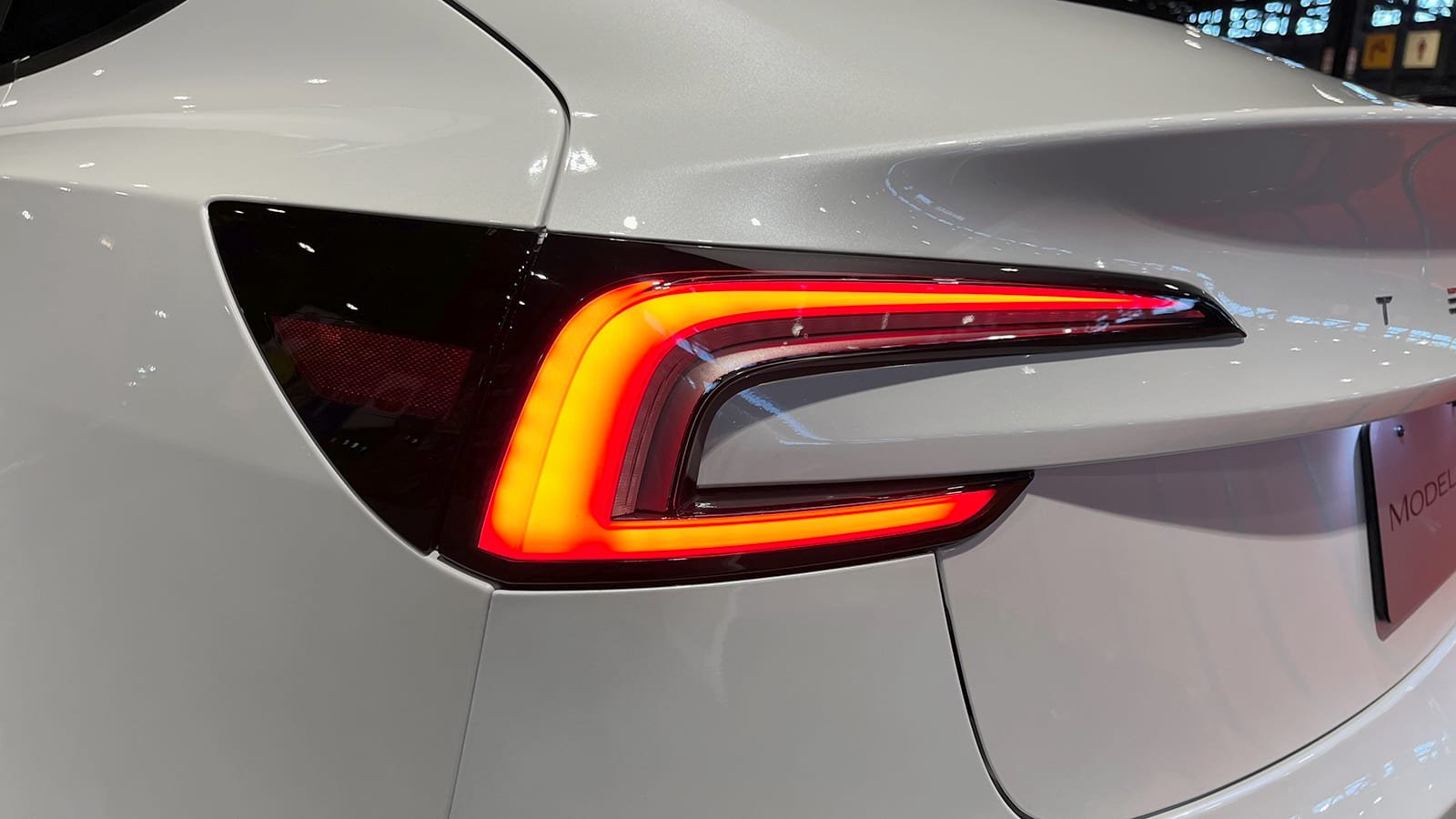 Tesla Model 3 2024