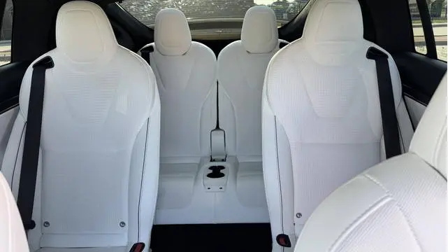 Tesla Model X Plaid
