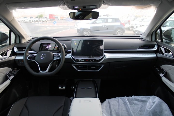 Volkswagen ID6 Crozz